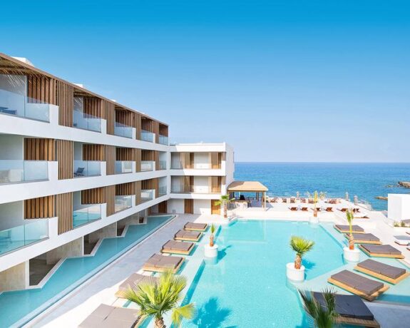 Akasha Beach