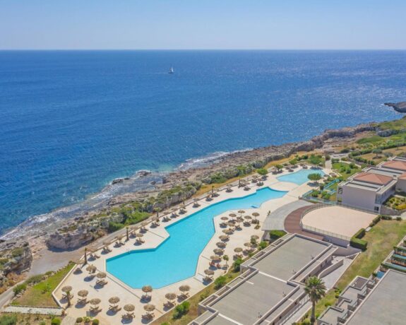 Kresten Royal Euphoria Resort