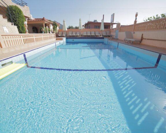 Evina Rooms and Villas