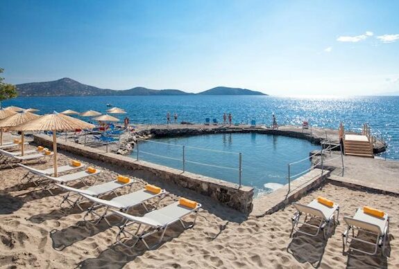 Elounda Breeze Resort