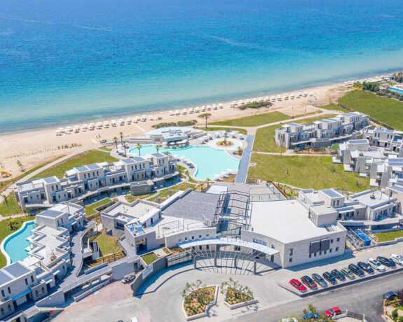 Portes Lithos Luxury Resort