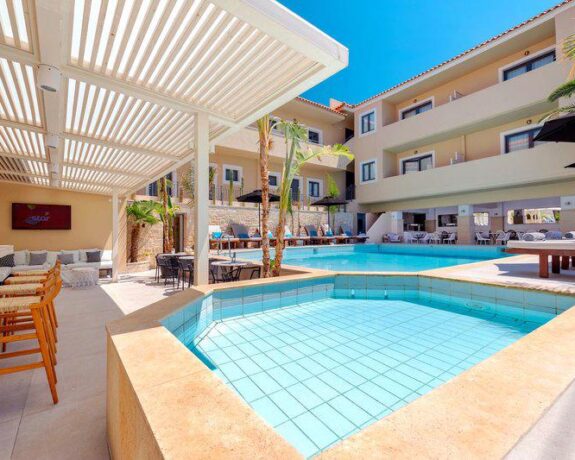 La Stella Suites