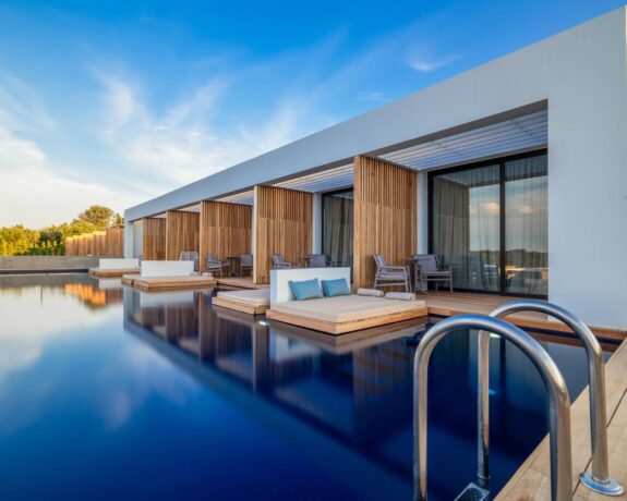 Zante Maris Suites