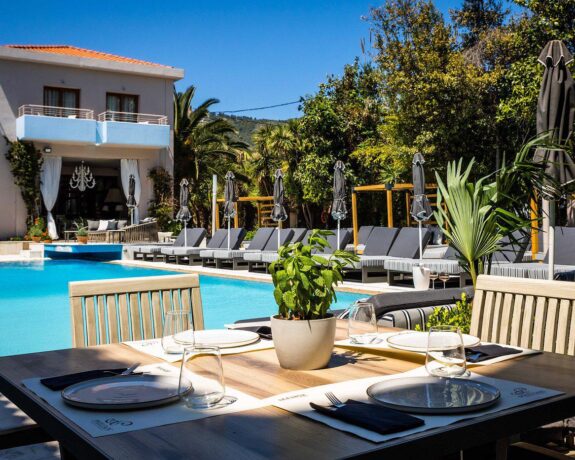 La Piscine Art Hotel