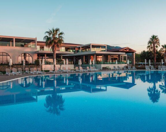 Almyros Beach Resort en Spa