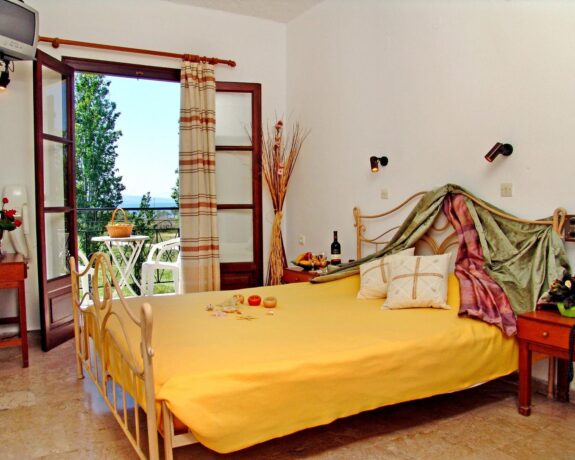 Fly & Go Pela Hotel
