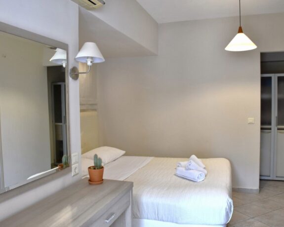 Fly & Go Pierros Appartementen