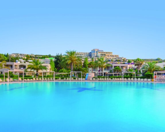 Kipriotis Maris Suites