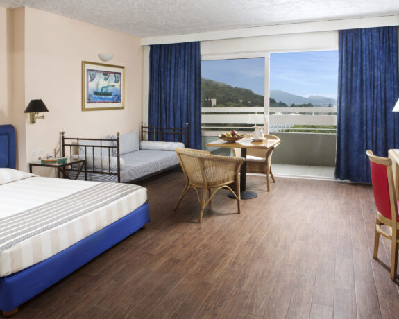 Dionysos Hotel