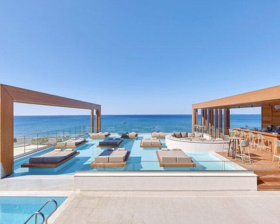 Enorme Santanna Beach