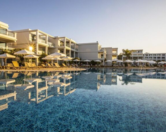 SENTIDO Asterias Beach