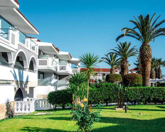 Golden Sun Hotel