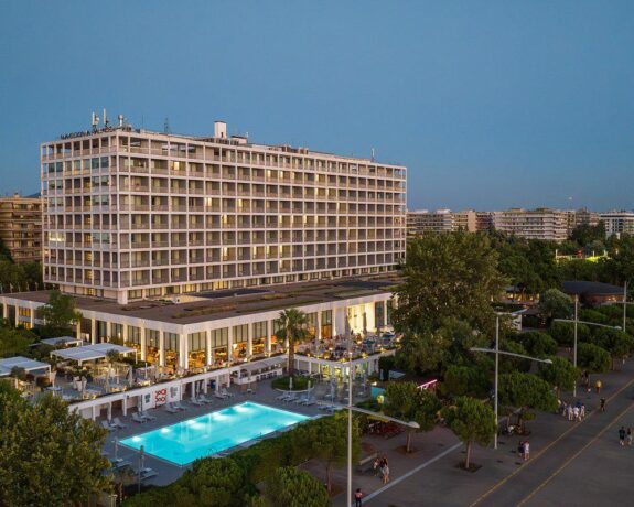 Makedonia Palace