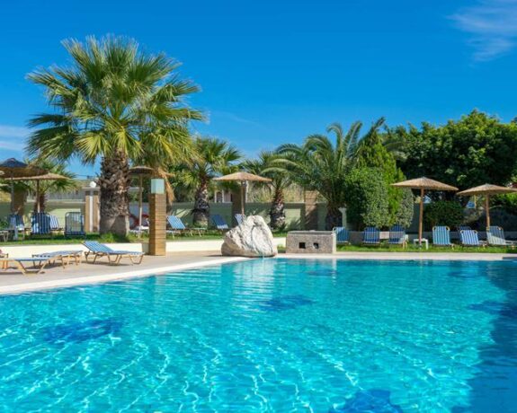 Hotel Stamos Plus