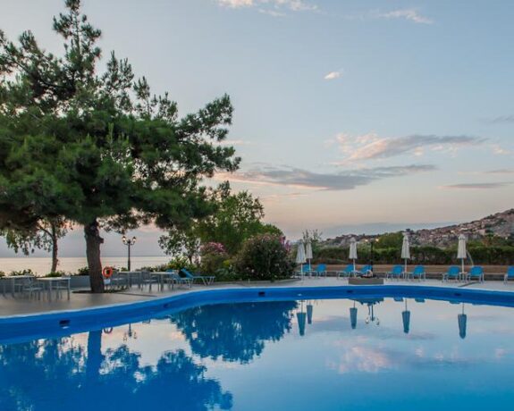 Hotel & Bungalows Delfinia