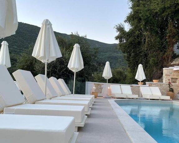 Gallery Suites Parga