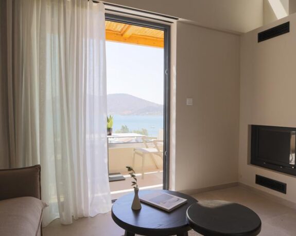 Elivia Boutique Suites
