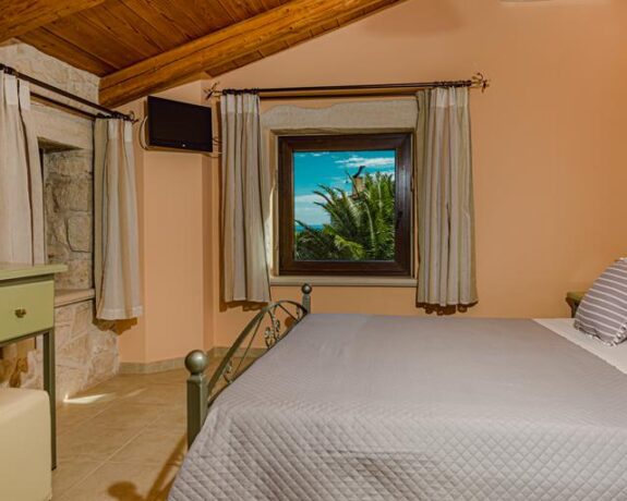 Kymaros Villas