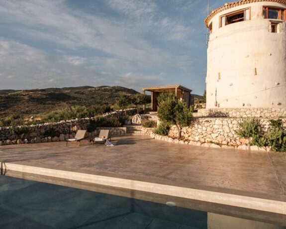 Villa Anemomilos