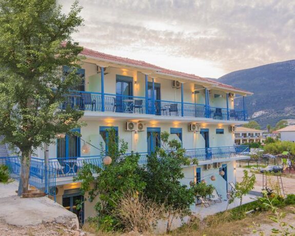 Hotel Grand Akrotiri Resort