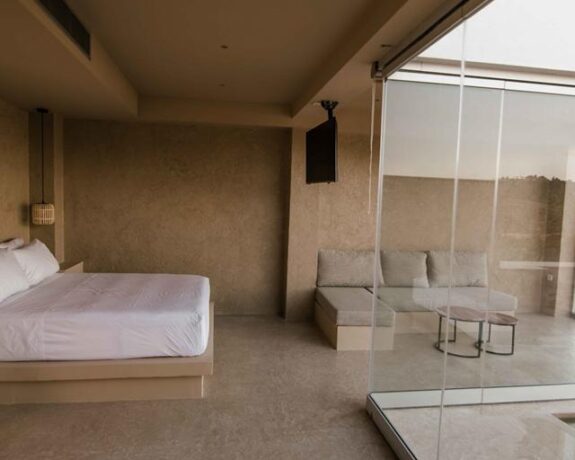 Mani Luxury Suites