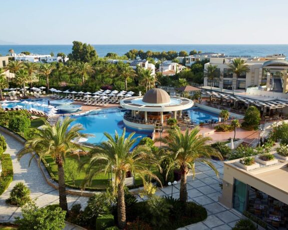 Minoa Palace Beach Resort