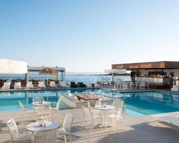 Enorme Ammos Beach