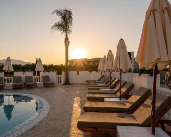 Arkadia Luxury Hotel Apartments