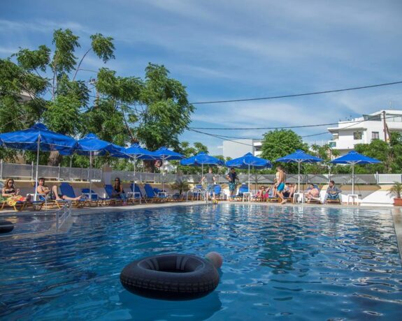 Erato Studios & Apartment