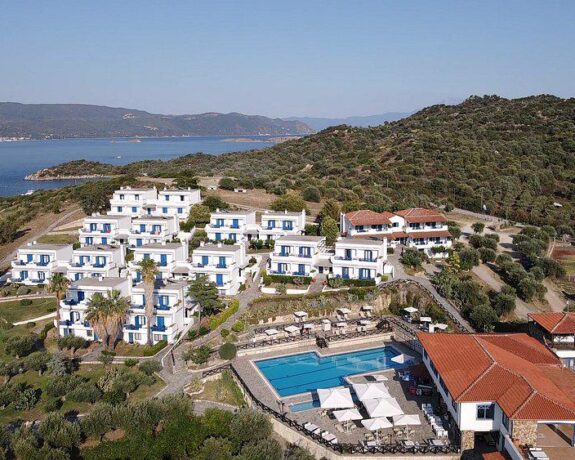 Agionissi Resort