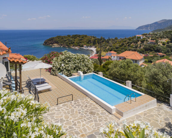 Mouzakis Villas