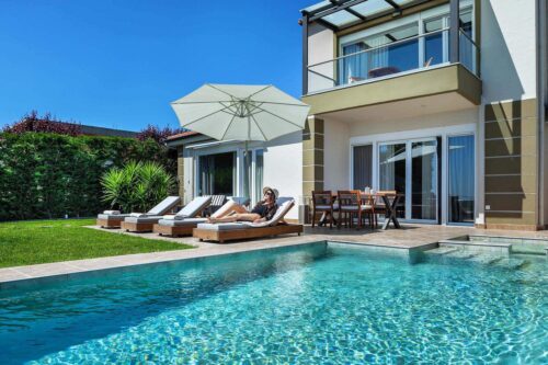 Sunny Villas