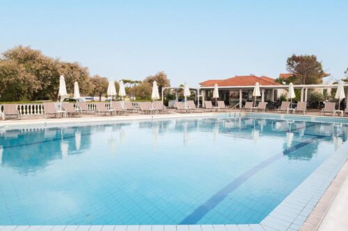 Kalamaki Beach Hotel