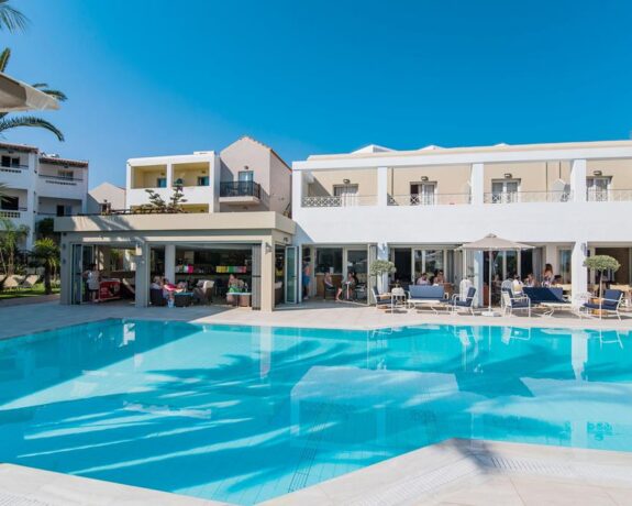 Dedalos Hotel