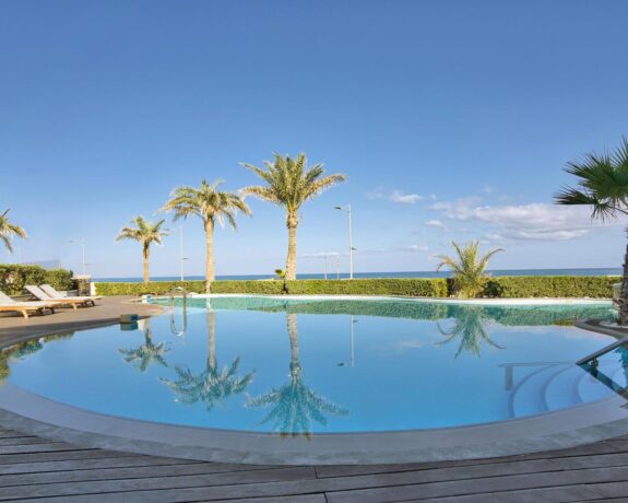 Pearl Seabreeze Suites