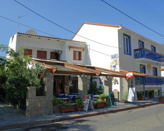 Blue Sea Rooms and Studios