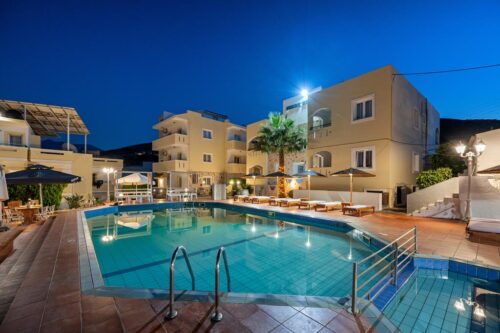 Nikos Apartments