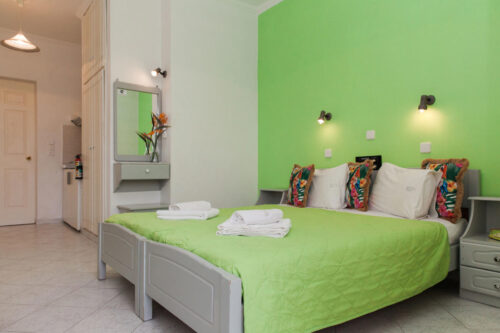 Dionysos Studios ments