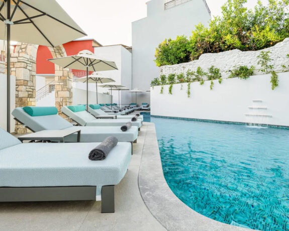 Dioni Boutique Hotel