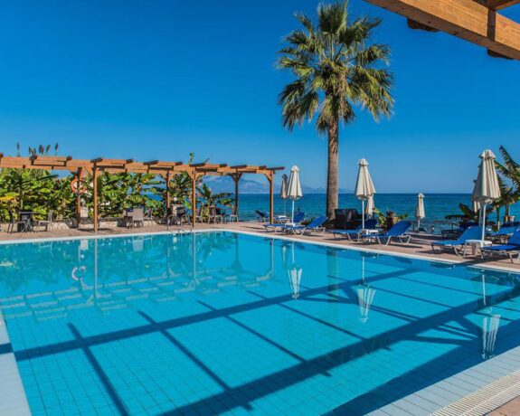 Belussi Beach En Suites