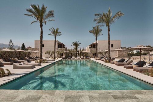Theros All Suite