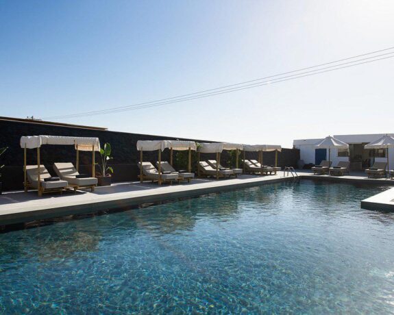 The Noverian Bios Santorini