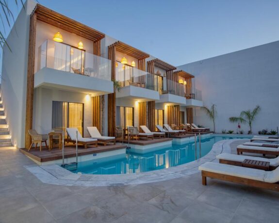 Galazio Apts & Suites