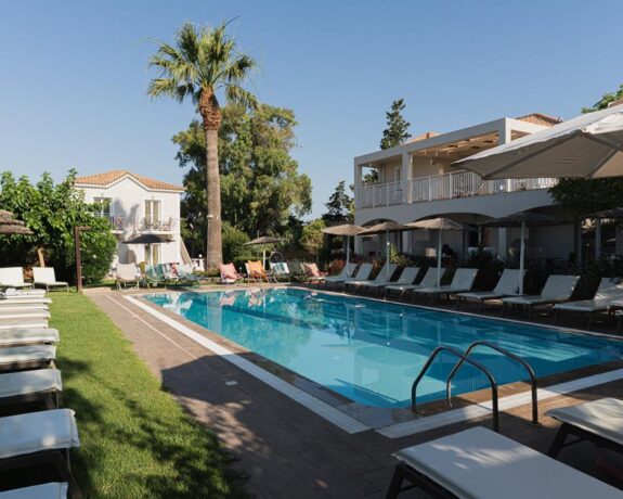Aeolos Boutique Hotel & Suites