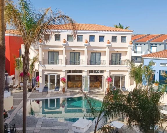 Grecotel Plaza Beach House