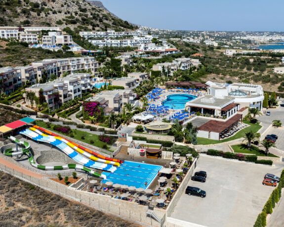 Fly & Go Grand Holiday Resort