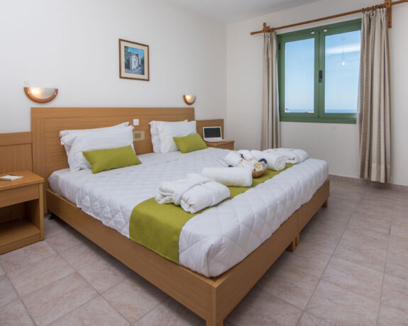 Fly & Go Mitos Village