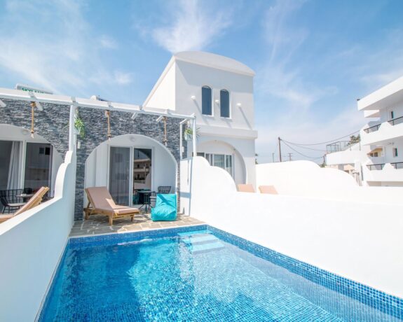 Alexander Studios & Suites