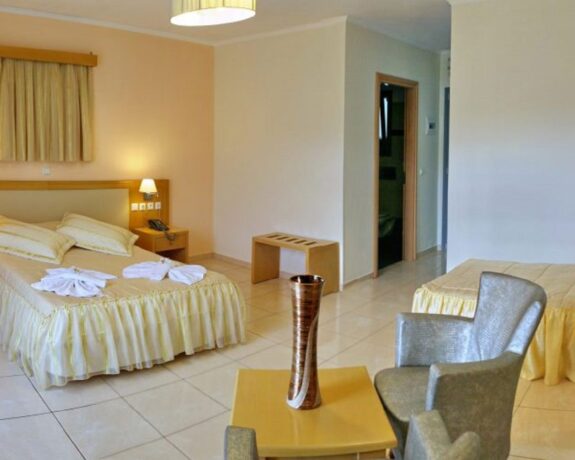 Theofilos Superior Hotel