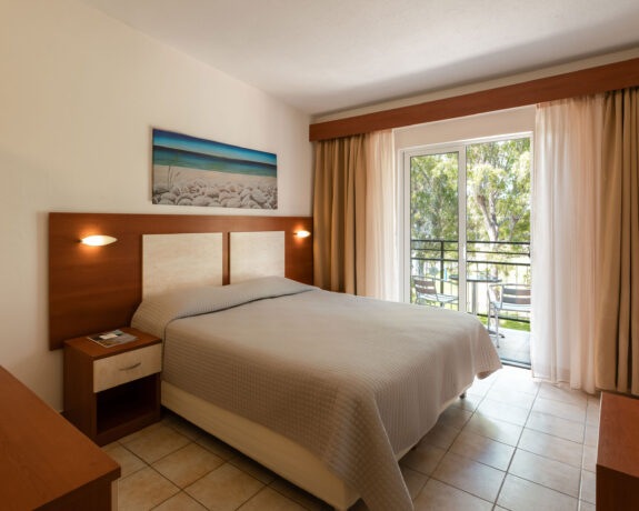 Canvas by Mitsis Messonghi